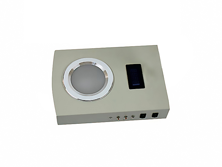 本儀器可減輕實驗人員的勞動強度，提高工效，提高工作質(zhì)量，廣泛用于食品、飲料、藥品、生物制品、化妝品、衛(wèi)生用品、飲用水、生活污水、工業(yè)廢水、臨床標(biāo)本中細菌數(shù)的檢驗。是各級防疫站、環(huán)境監(jiān)測站、食品衛(wèi)生監(jiān)督檢驗所、醫(yī)院、生物制品所、藥檢所、商檢局、食品廠、飲料廠、化妝品廠、日化廠及大專院校、科研單位實驗室的常備儀器。